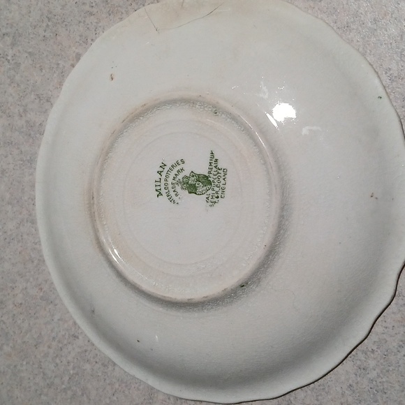 Tea cup and saucer - Picture 3 of 3